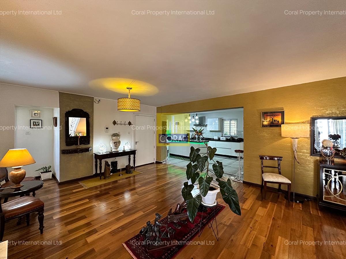 4 Bed Apartment in Kilimani - 10