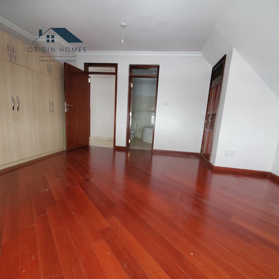 2 Bed Apartment with En Suite at Lavington - 18