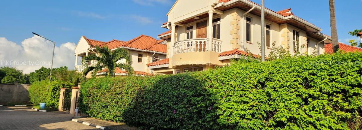 4 Bed Townhouse with En Suite in Nyali Area - 4