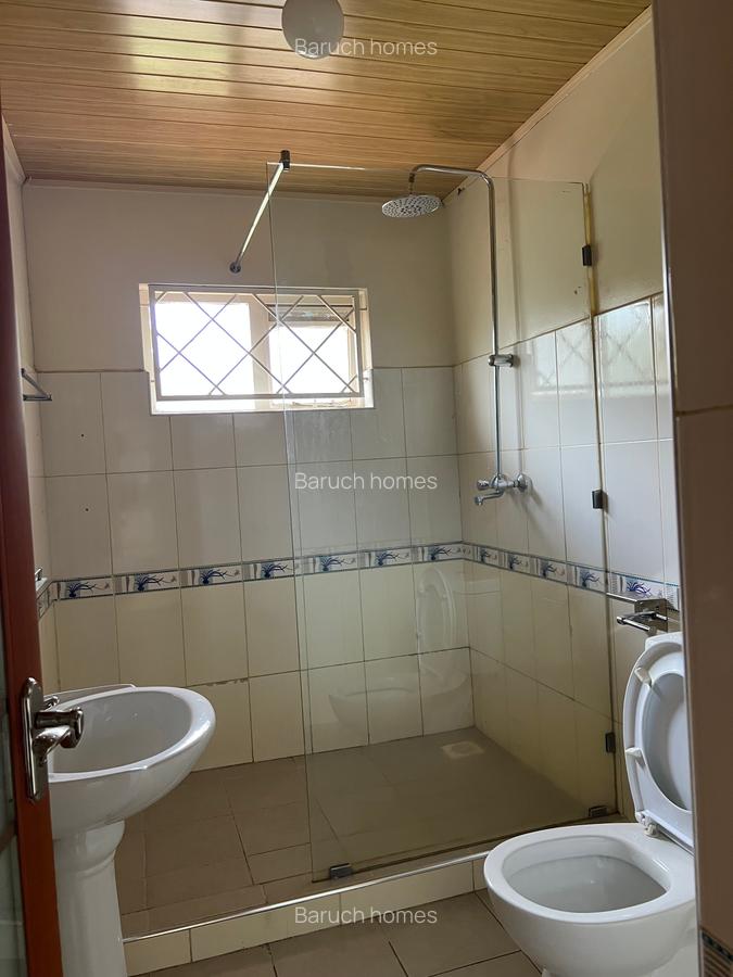 4 Bed Villa with En Suite in Runda - 17