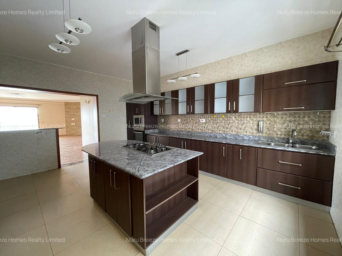3 Bed Apartment with En Suite in Kileleshwa - 11