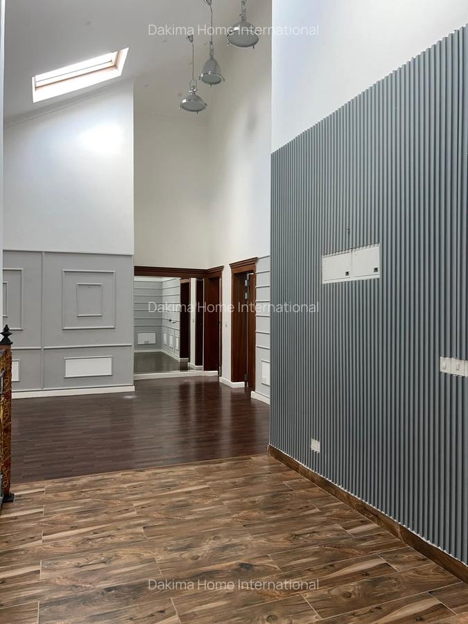 6 Bed House with En Suite in Runda - 15