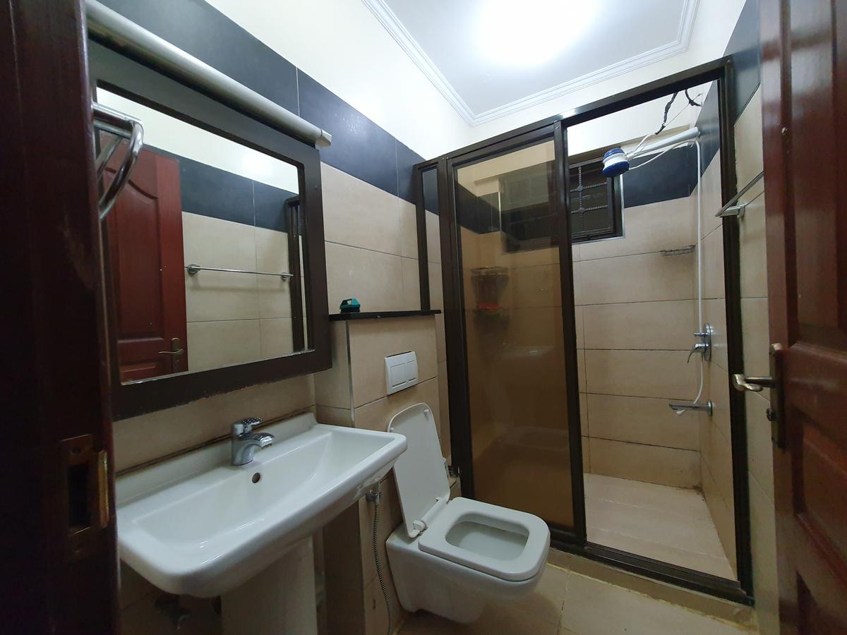 3 Bed Apartment with En Suite at Mpaka Rd - 5