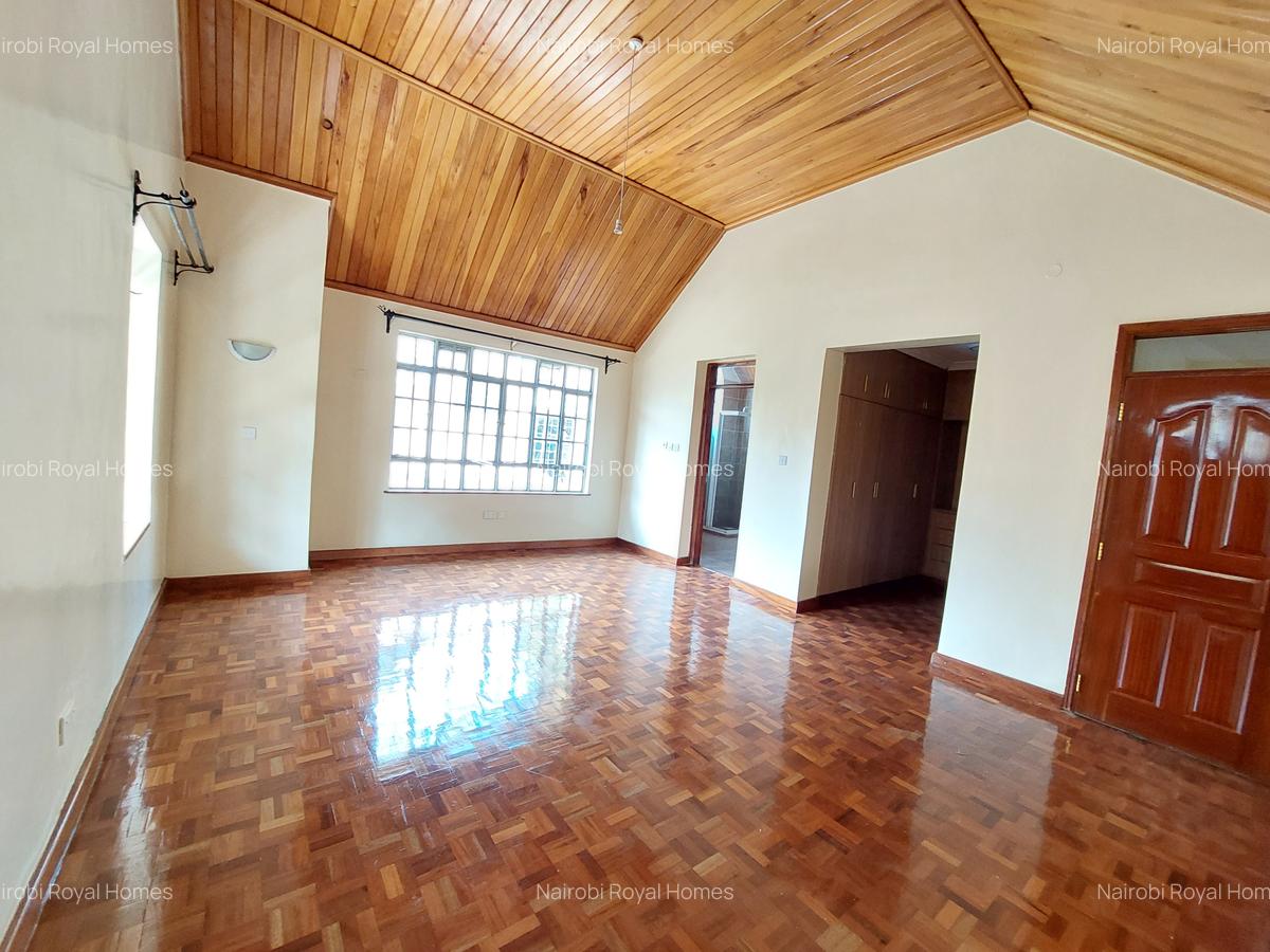 5 Bed Townhouse with En Suite at Owashiga Road - 12