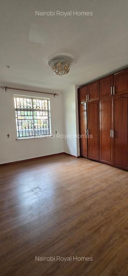 4 Bed Townhouse with En Suite at Convent Drive - 9