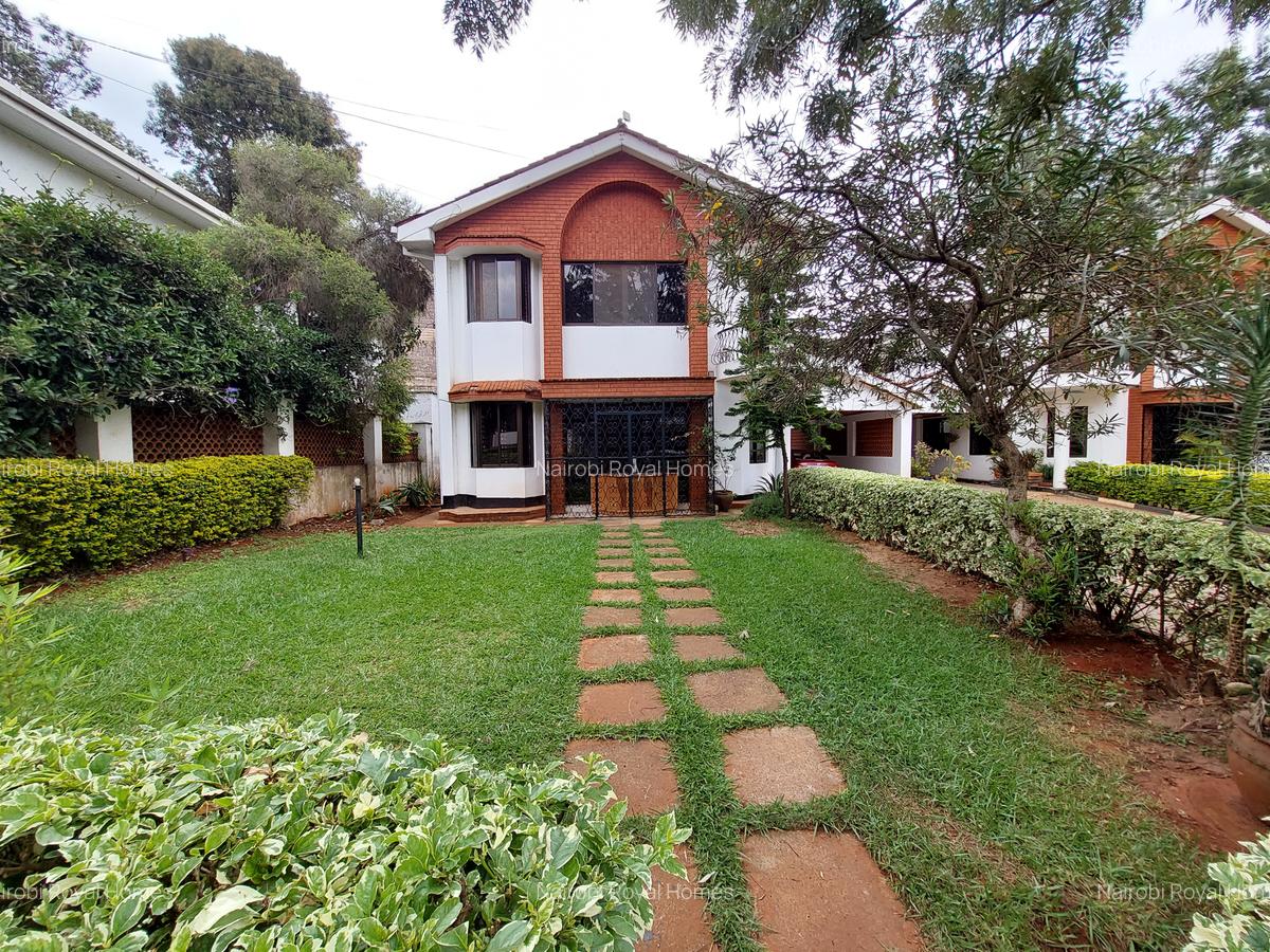6 Bed Townhouse with En Suite at Kilimani Road - 2