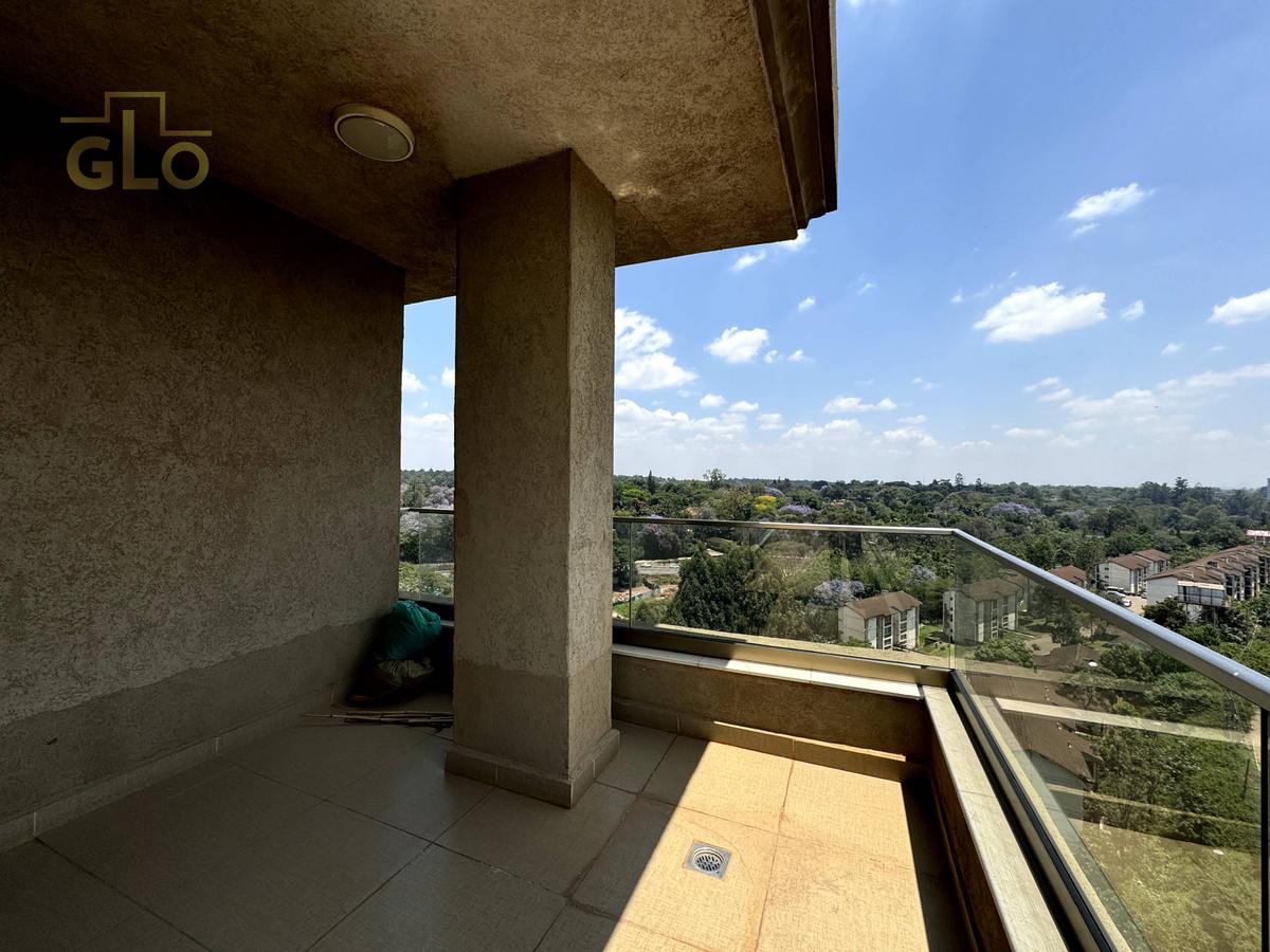 3 Bed Apartment with En Suite in Parklands - 20