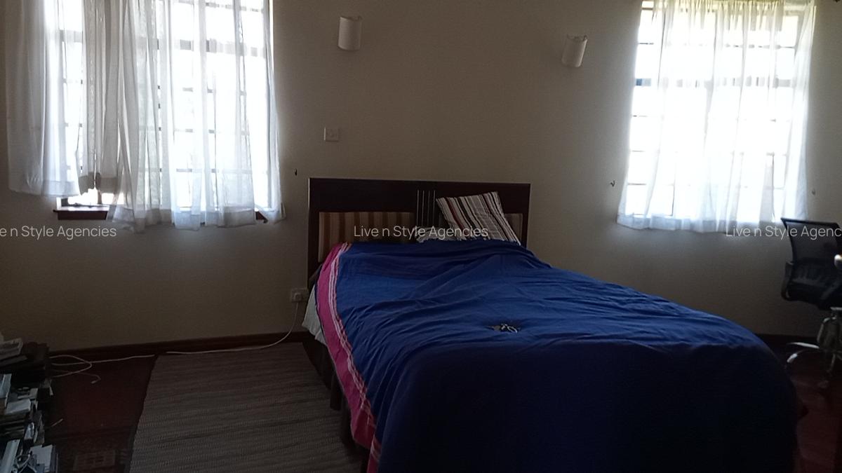 4 Bed House with En Suite in Runda - 7