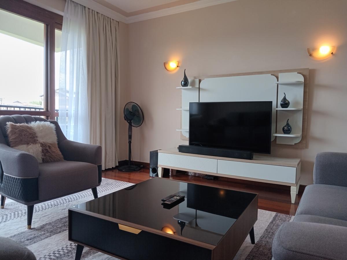 Serviced 3 Bed Apartment with En Suite in Upper Hill - 5