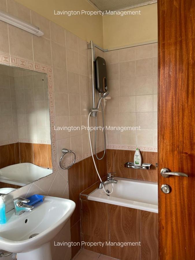 5 Bed Townhouse with En Suite at Lavington Green - 7