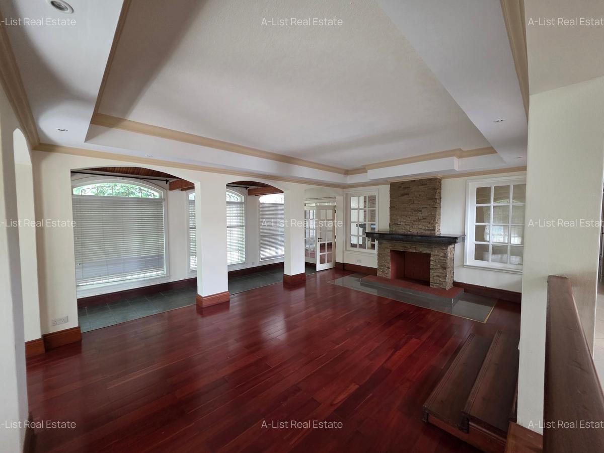 4 Bed Townhouse with En Suite at Kitisuru Road - 2