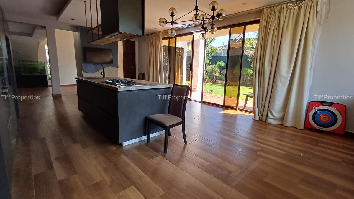 7 Bed House in Runda - 5