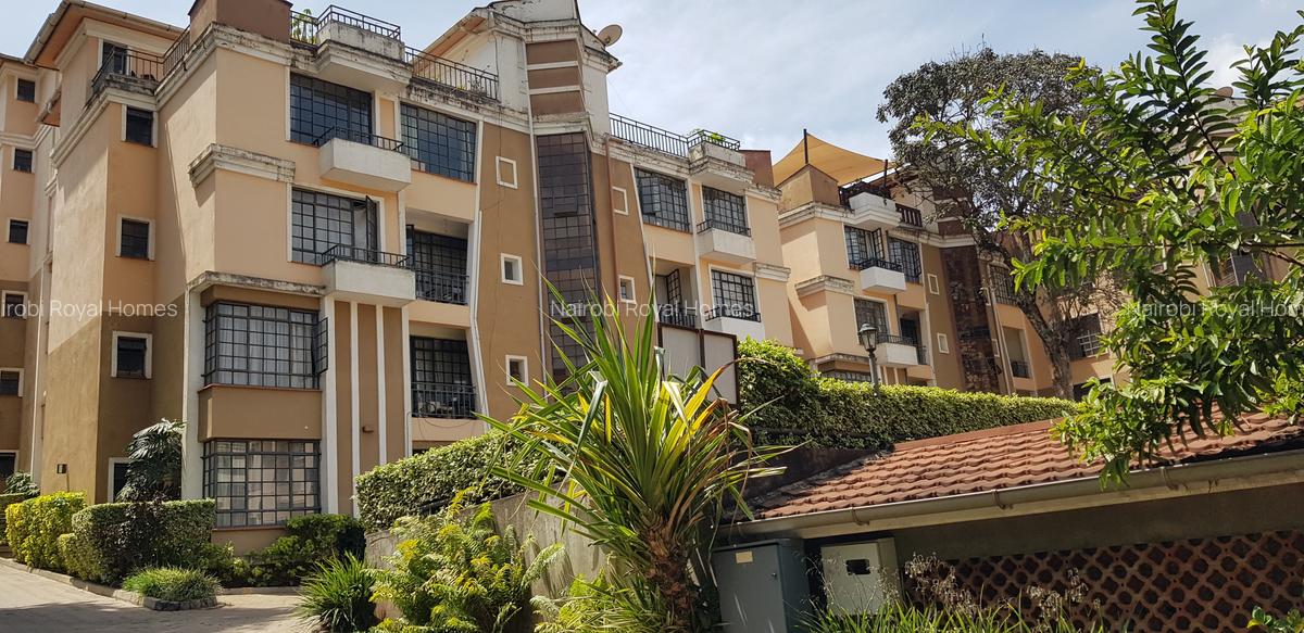 2 Bed Apartment with En Suite at Riveside Drive - 18