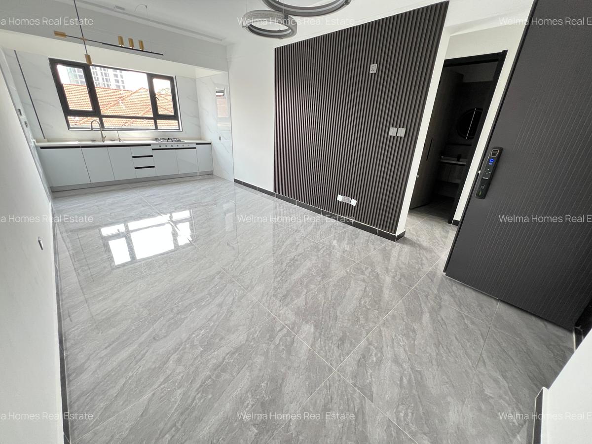 1 Bed Apartment with En Suite in Lavington - 4