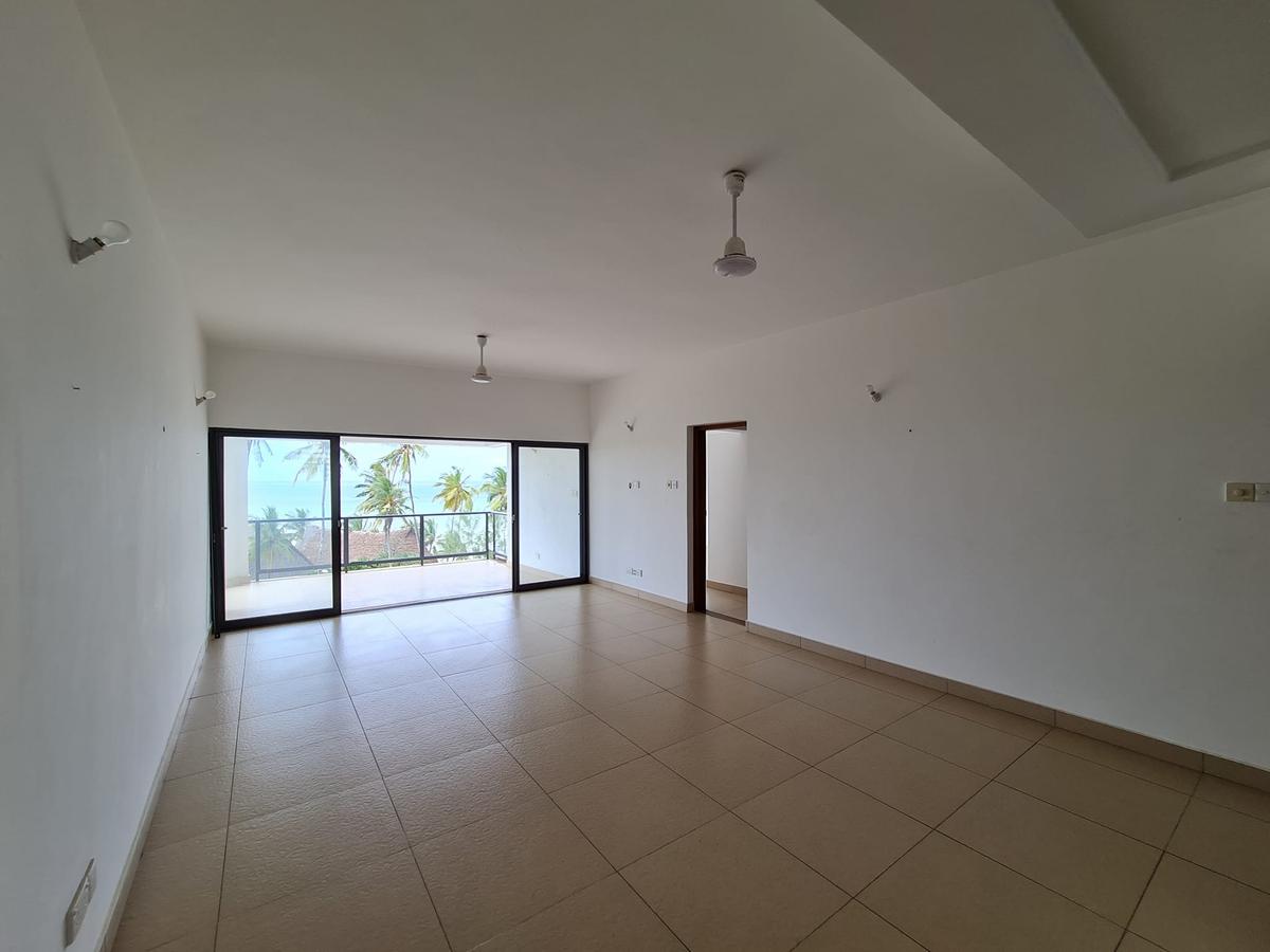 3 Bed Apartment with En Suite in Nyali Area - 13