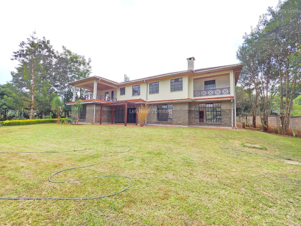 5 Bed House with En Suite in Runda - 1