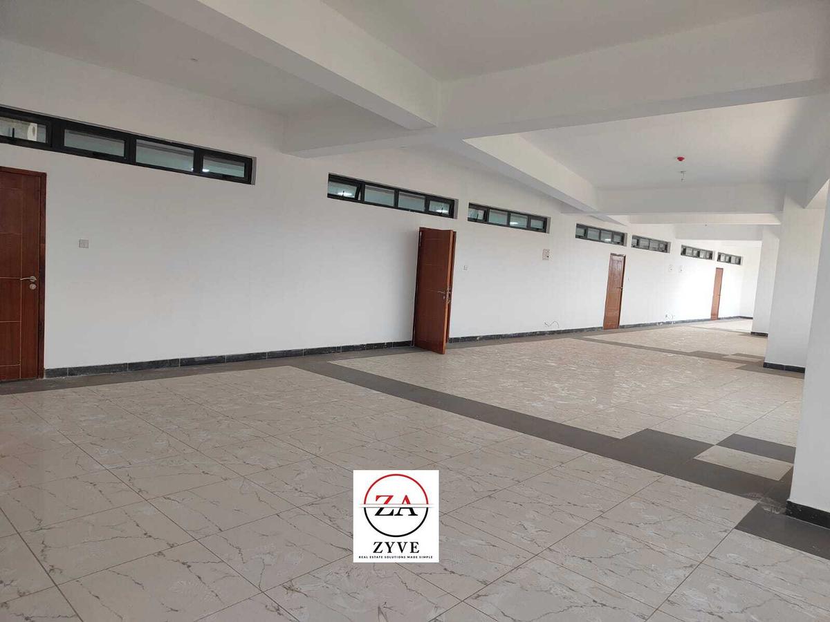 551 ft² Office with Service Charge Included at Walking Distance To Yaya Center Mall - 11