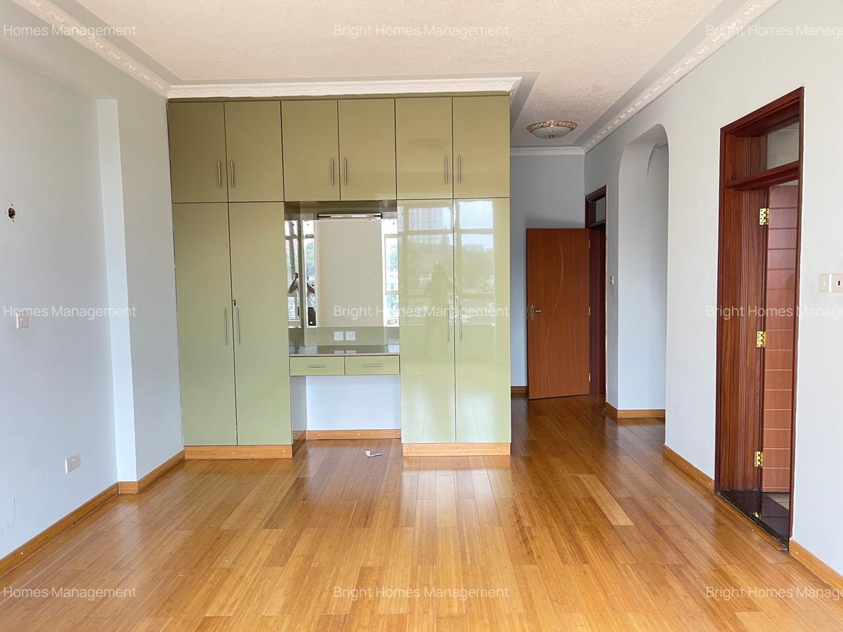 5 Bed Apartment with En Suite in Kilimani - 15