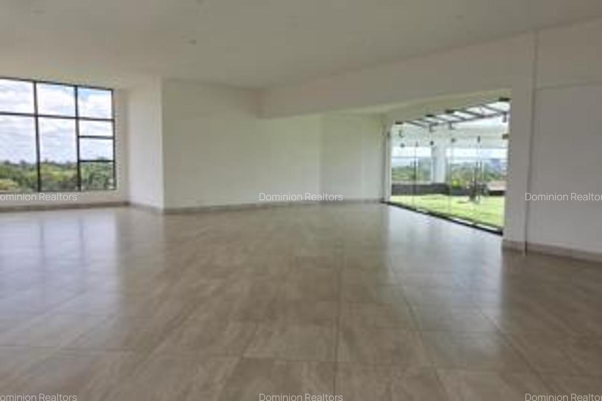 3 Bed Apartment with En Suite in Parklands - 2