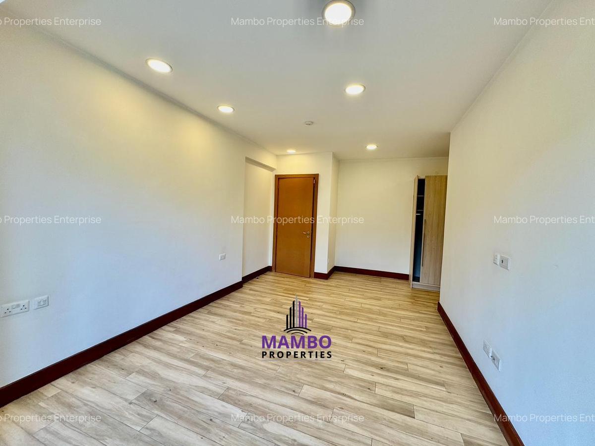 2 Bed Apartment with En Suite at City Park Drive - 10