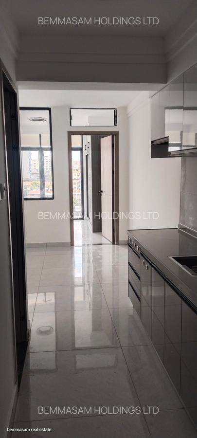 1 Bed Apartment with En Suite at Westlands Road - 5