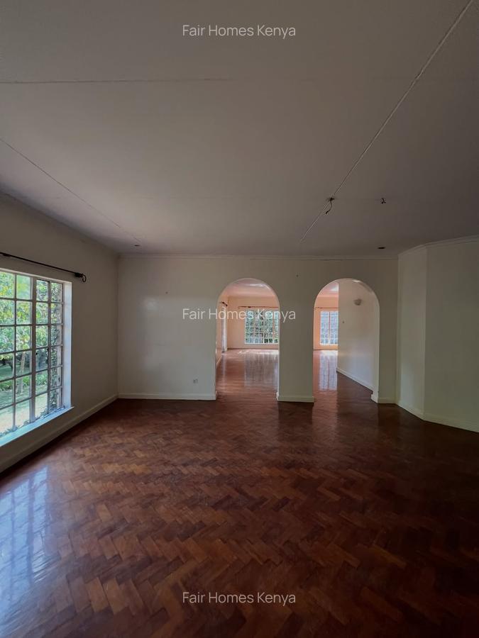 4 Bed House with En Suite at Lavington Green - 5