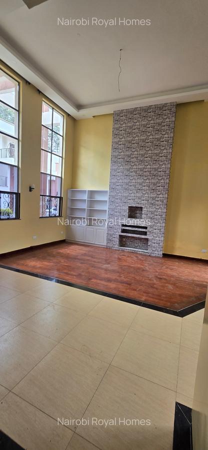 5 Bed Townhouse with En Suite at Lavington Off Convent Drive - 15