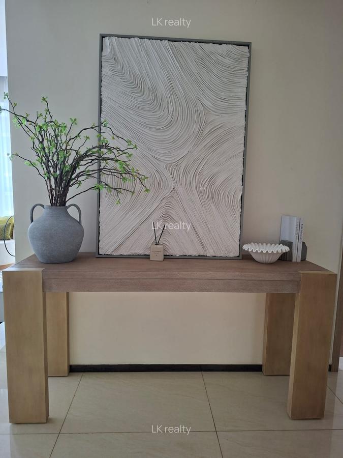 Serviced 2 Bed Apartment with En Suite at Westlands Road - 7