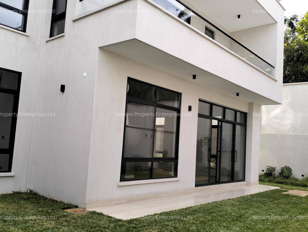 5 Bed Townhouse with En Suite in Lavington - 14