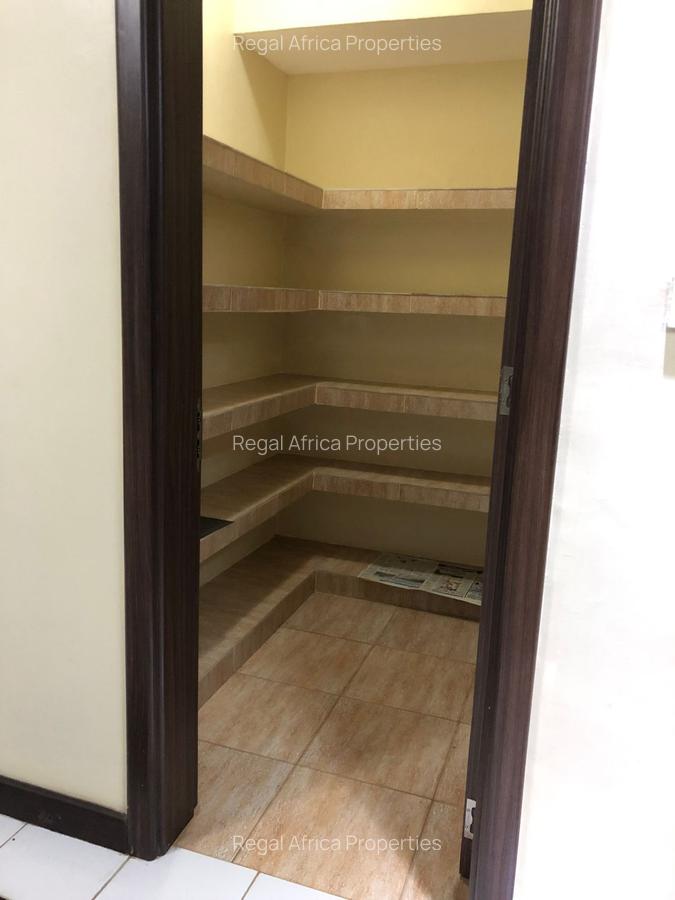 3 Bed Apartment with En Suite at Kileleshwa - 7