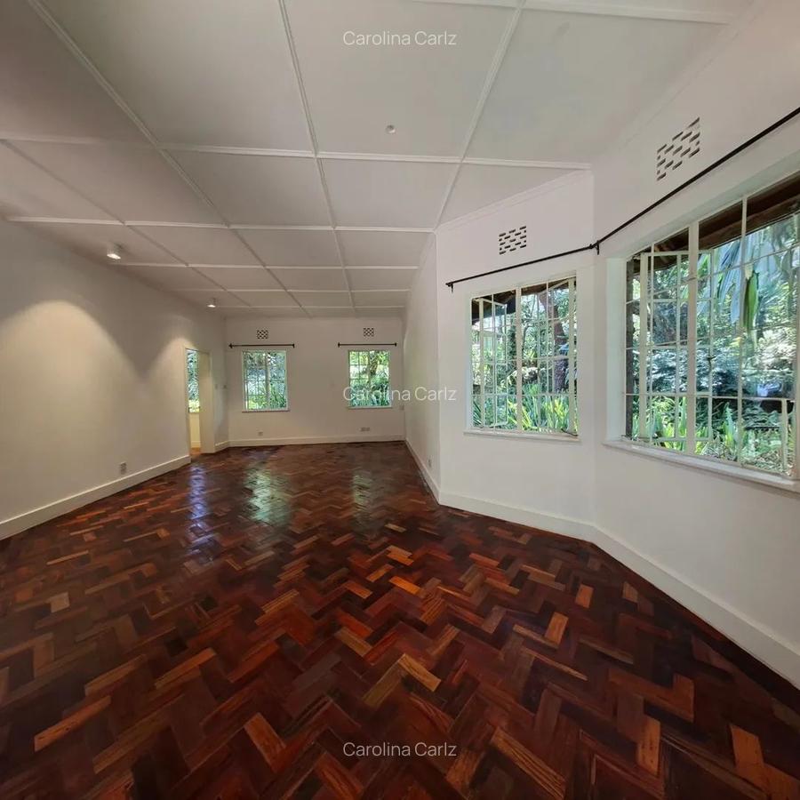 3 Bed House with En Suite at Kyuna - 8