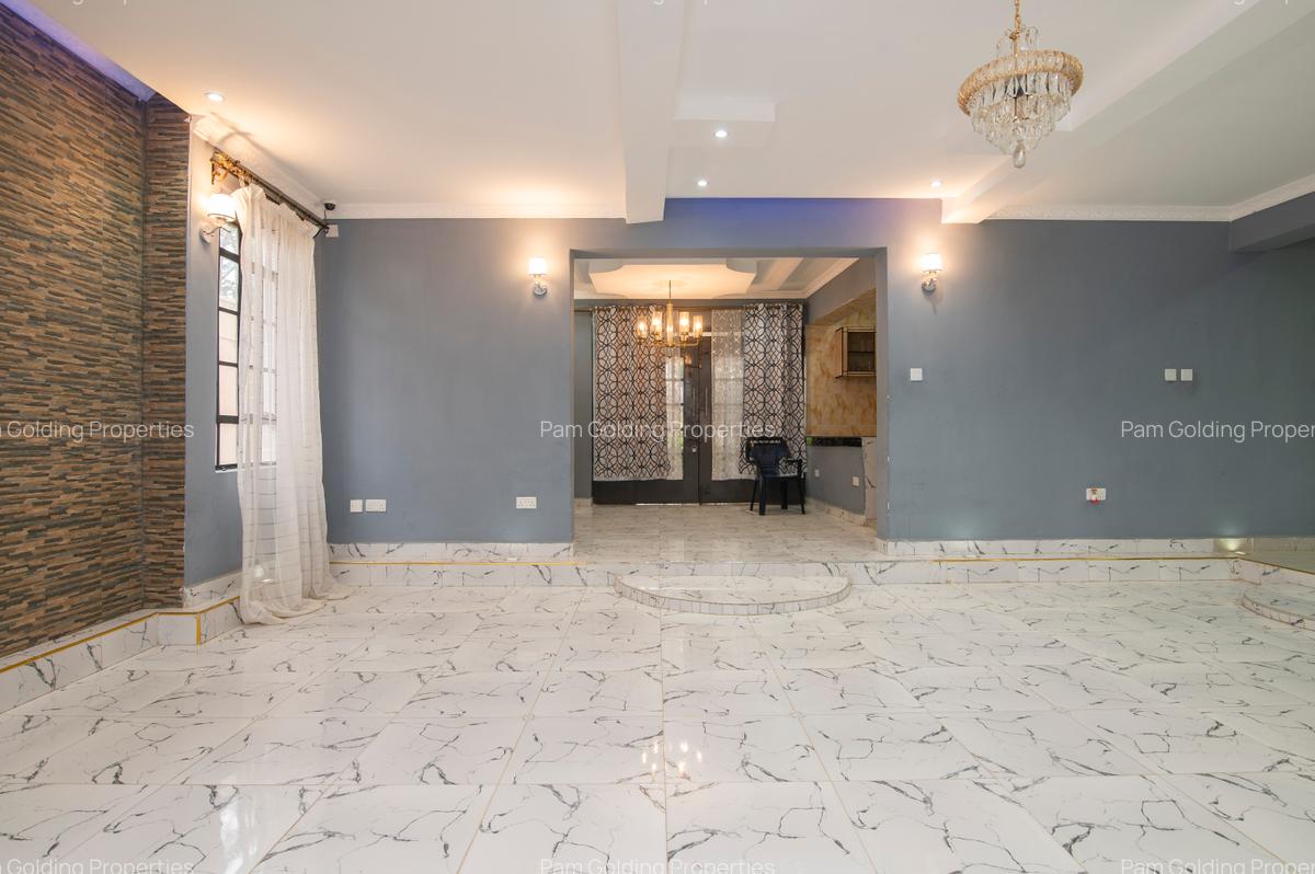 5 Bed House at Police Sacco - 4