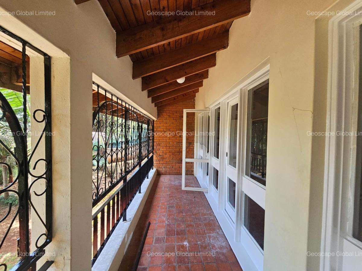 4 Bed House with En Suite in Runda - 5