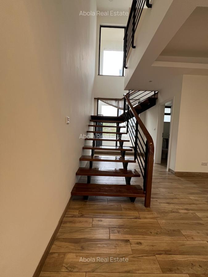 3 Bed Apartment with En Suite in Riverside - 9