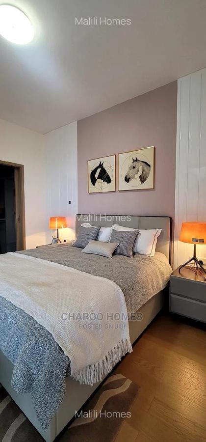 1 Bed Apartment with En Suite in Brookside - 8