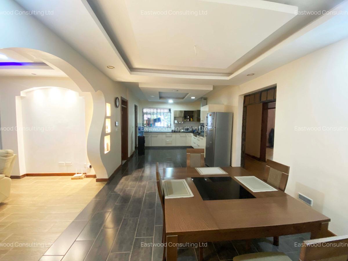 4 Bed Apartment with En Suite at 2Nd Parklands - 11