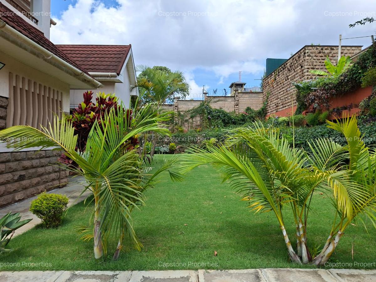 5 Bed Townhouse with En Suite in Rosslyn - 4