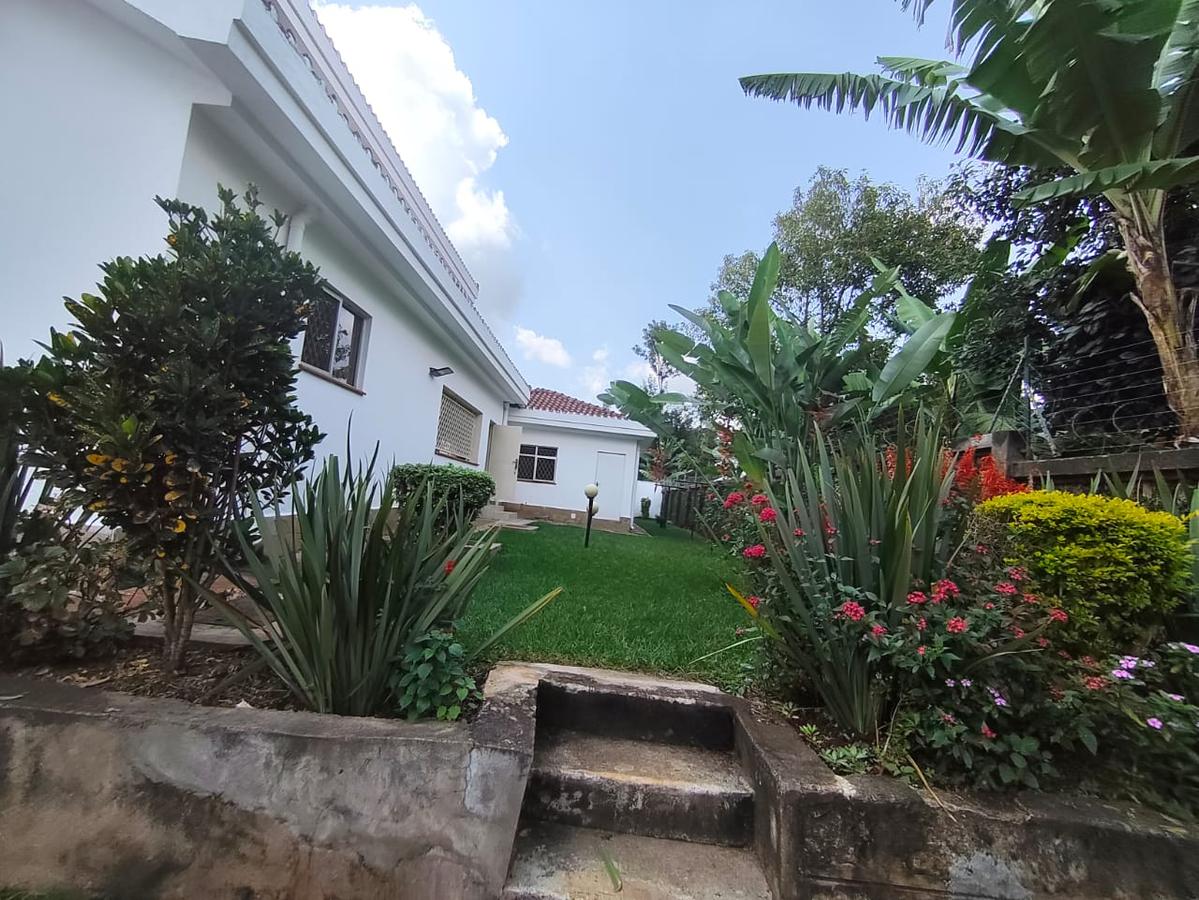 5 Bed House with Swimming Pool in Runda - 16
