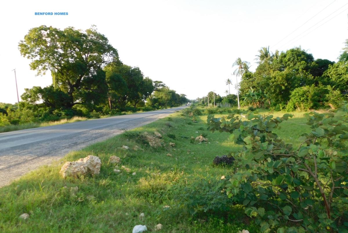 20 ac Land in Mtwapa - 1