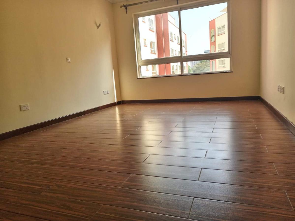 3 Bed Apartment with En Suite in General Mathenge - 14