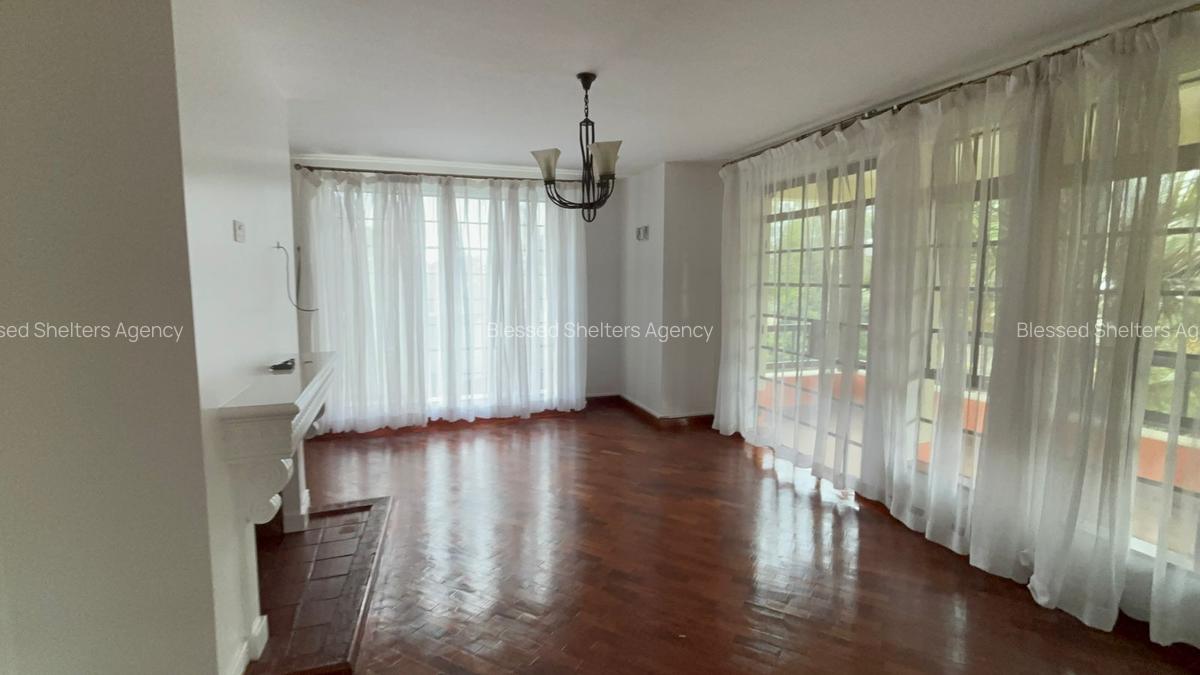 4 Bed Villa with En Suite in Kiambu Road - 15