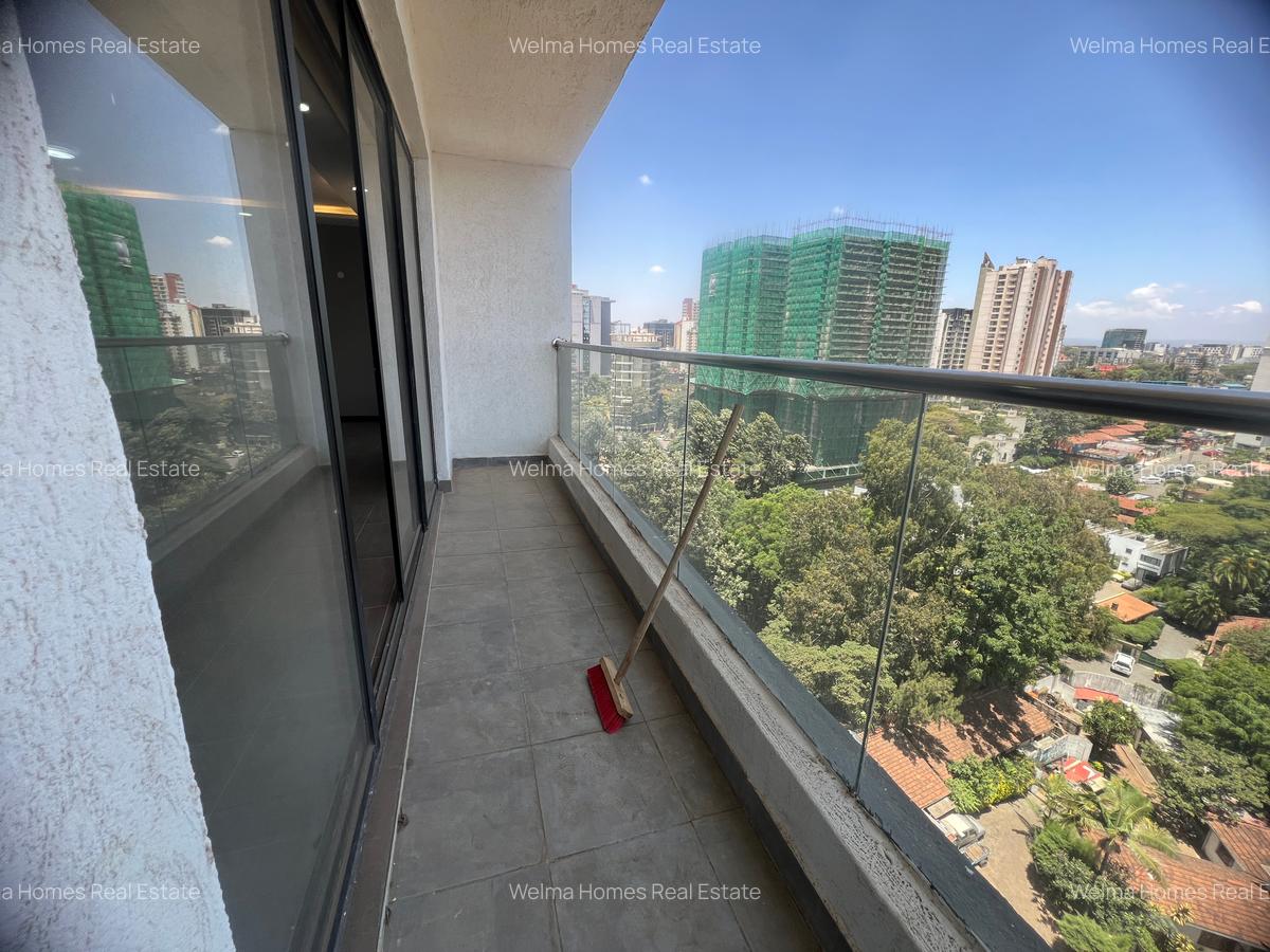 3 Bed Apartment with En Suite in Kilimani - 4