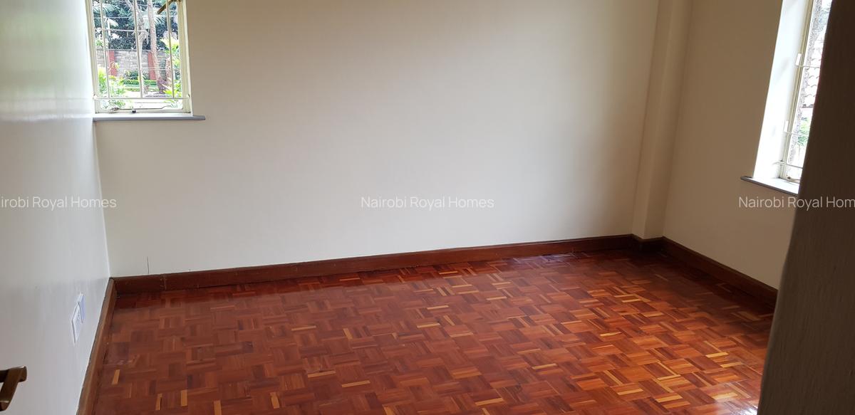 5 Bed Townhouse with En Suite at James Gichuru - 17