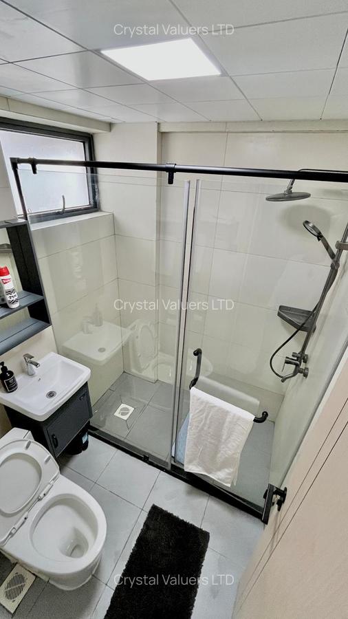 Serviced 1 Bed Apartment with En Suite in Westlands Area - 9