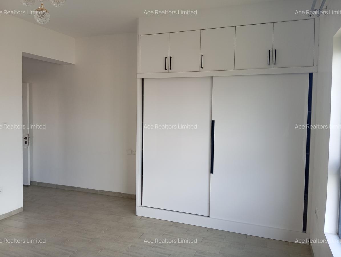 2 Bed Apartment with En Suite at Valley Arcade - 9