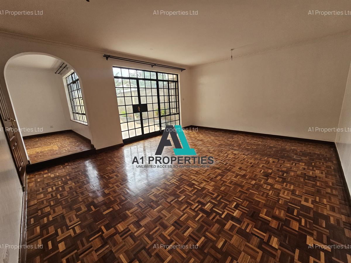 4 Bed Townhouse with En Suite in Lavington - 2