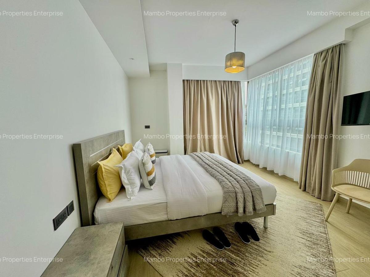 Serviced 3 Bed Apartment with En Suite at Riverside Drive - 9