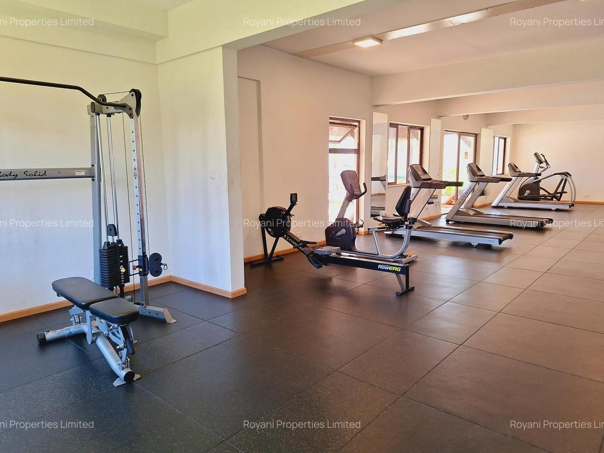 Furnished 3 Bed Apartment with En Suite in Garden Estate - 10