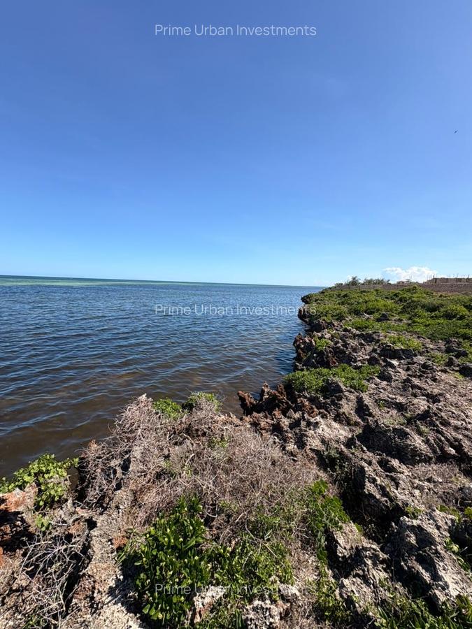 2 ac Land at Watamu Beach- Seafront - 8
