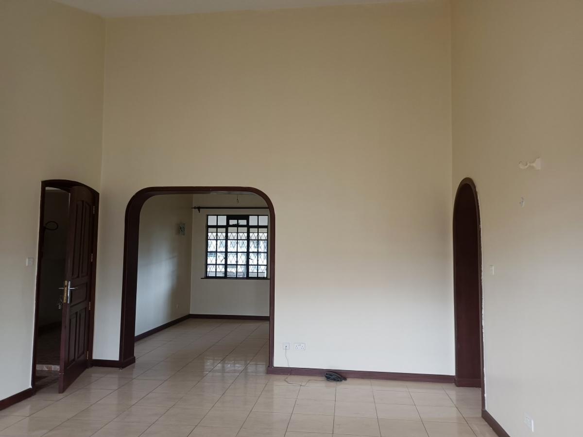 3 Bed Apartment with En Suite at Rhapta Road - 11